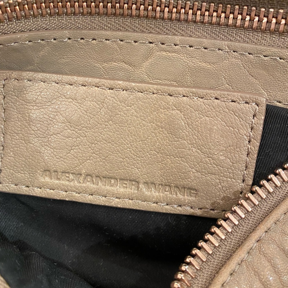ALEXANDER WANG
Pebbled Lambskin Rocco Latte Rose Gold Hardware - Picture 15 of 16